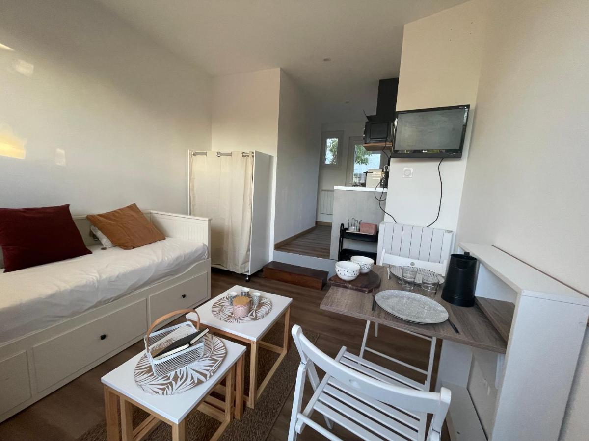 Studio Sur Castelginest Exterior foto